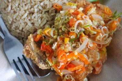 4 Resep Dan Cara Membuat Ayam Geprek Yang Renyah Dan Gurih Lifestyle Katadata Co Id