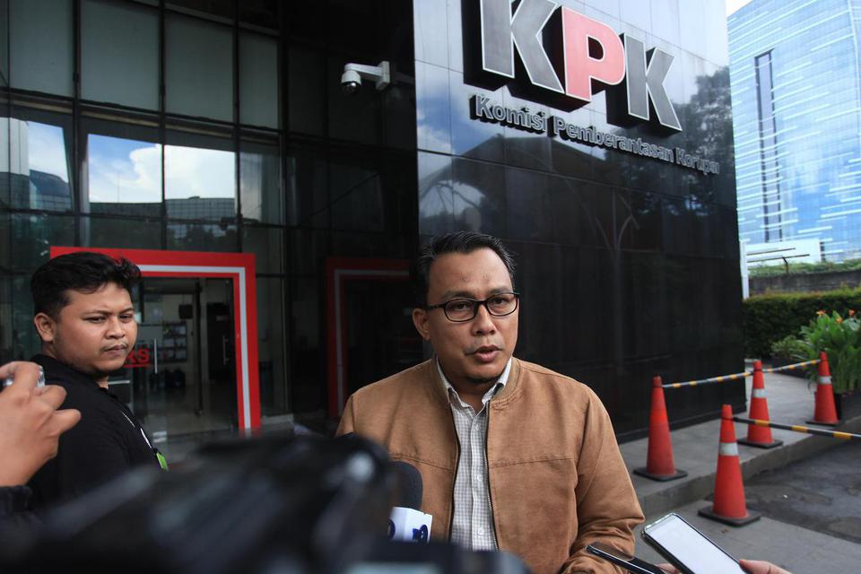 Juru Bicara KPK Ali Fikri memberikan keterangan pers, di Gedung KPK Merah Putih, Jakarta, Selasa (7/6/2022). 