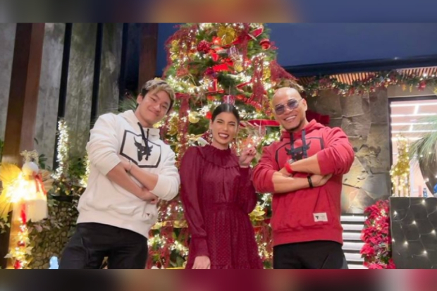 Deddy Corbuzier, Azka Corbuzier, Sabrina Chairunnisa