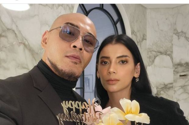 Sabrina Chairunnisa dan Deddy Corbuzier