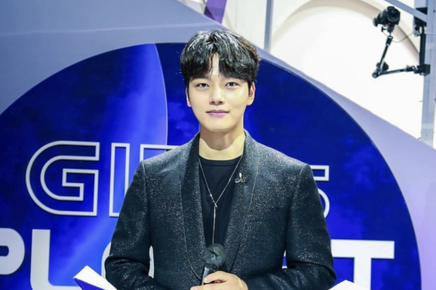 Yeo Jin Goo jadi host Girls Planet 999