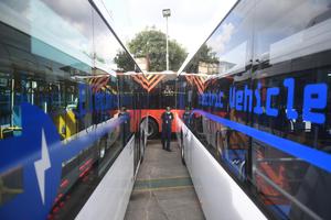 PELUNCURAN BUS LISTRIK TRANSJAKARTA