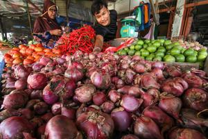 LONJAKAN HARGA BAWANG MERAH