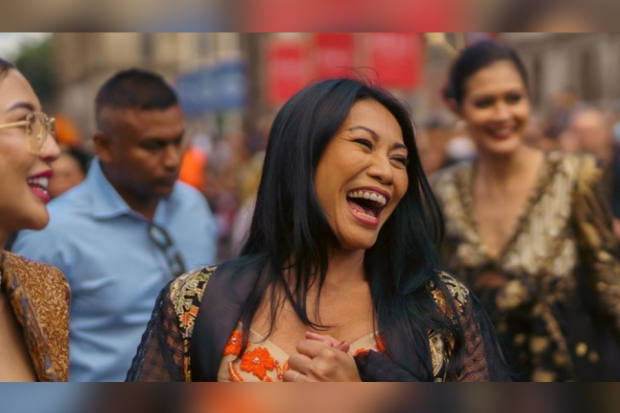 Anggun C. Sasmi di Paris