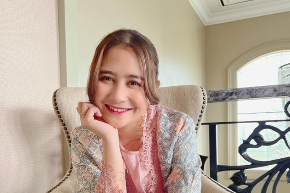 Prilly Latuconsina