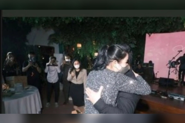 Dito Mahendra diduga kekasih Nindy Ayunda