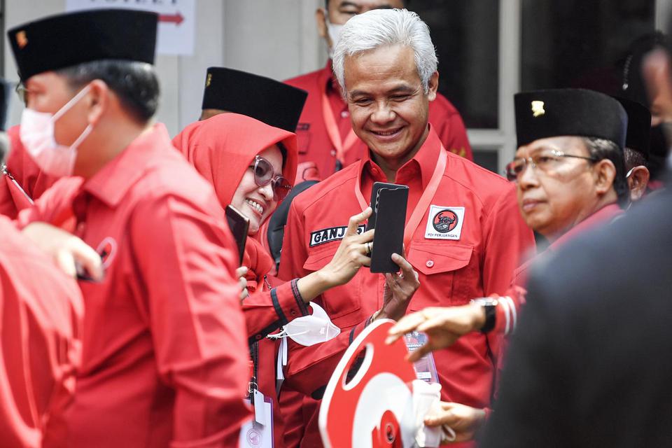 Kader PDI Perjuangan yang juga Gubernur Jawa Tengah Ganjar Pranowo, ganjar pranowo, ganjar, pdip, megawati