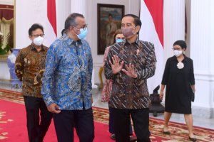 Presiden Jokowi menerima kunjungan kehormatan Dirjen WHO, Tedros Adhanom Ghebreyesus di Istana Merdeka Jakarta
