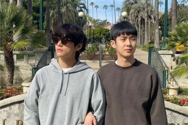V BTS dan Choi Woo Shik
