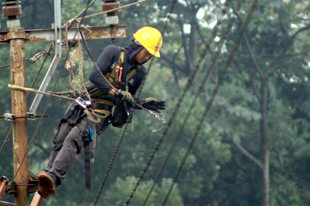 PLN bergerak cepat menormalkan listrik yang padam di sebagian wilayah Sumatera dan Bangka Belitung.