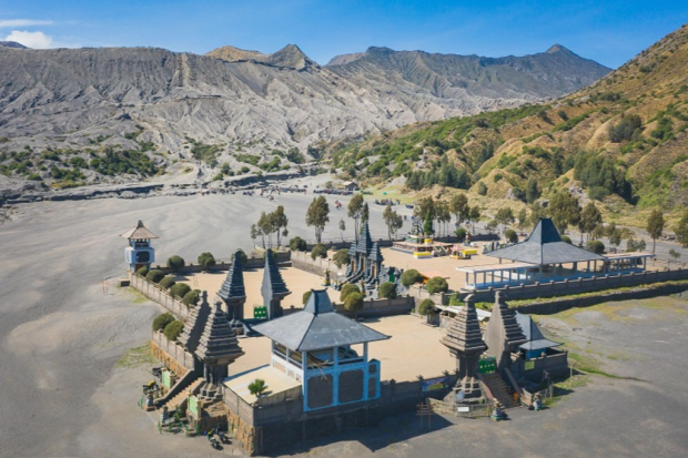 Pura Luhur Poten Bromo