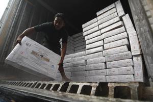 PENAMBAHAN STOK DAGING BEKU IMPOR