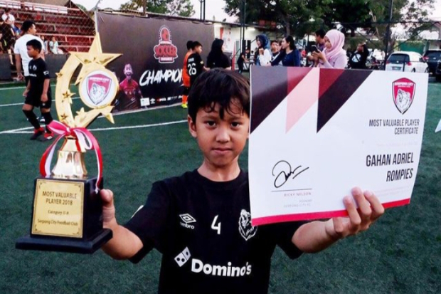 Gahan Adriel Rompies