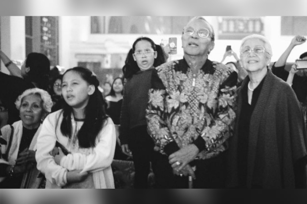 Bob Tutupoly dan keluarga