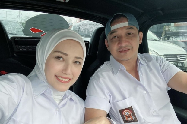 Pasha Ungu dan Adelia