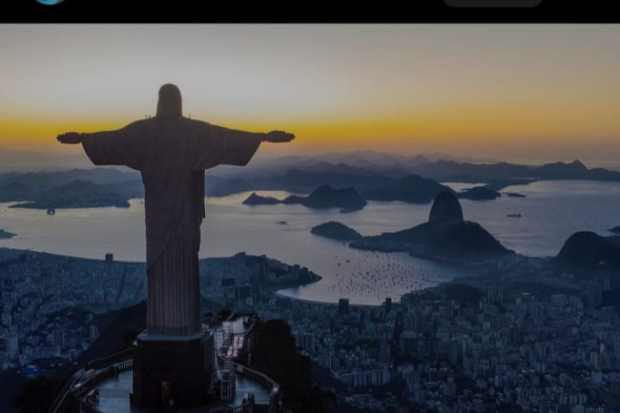 Patung Yesus Brazil