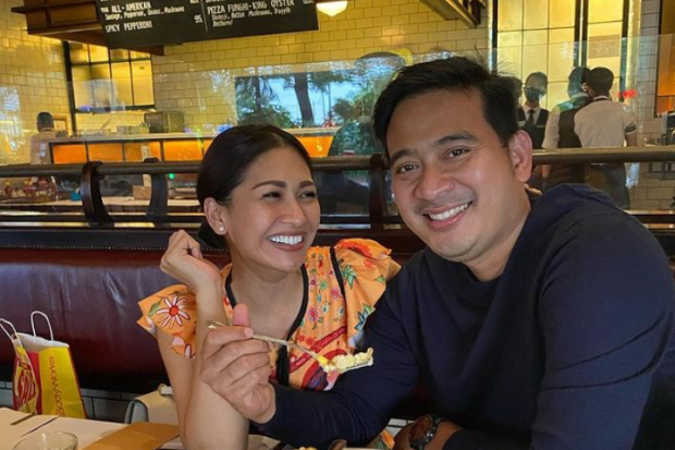 Raden Brotoseno dan Tata Janeeta