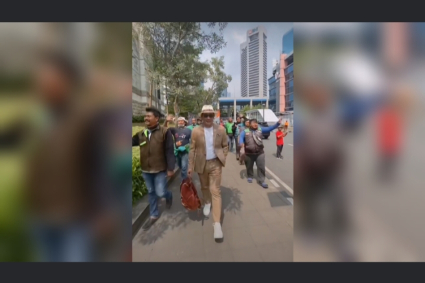 Ridwan Kamil di Citayam Fashion Week