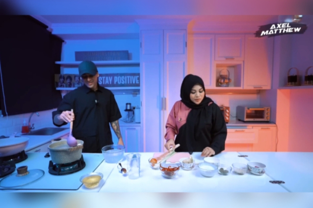 Axel Matthew Thomas dan Aurel Hermansyah