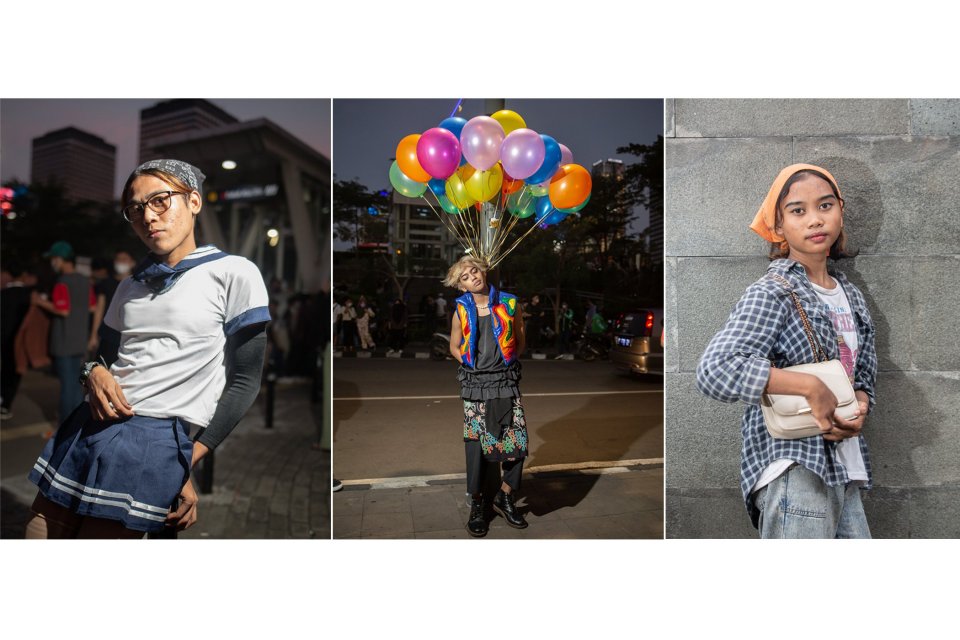 Kolase foto potrait anak-anak remaja dengan pakaian khasnya saat bermain di kawasan Dukuh Atas, Jakarta, Jumat (22/7).