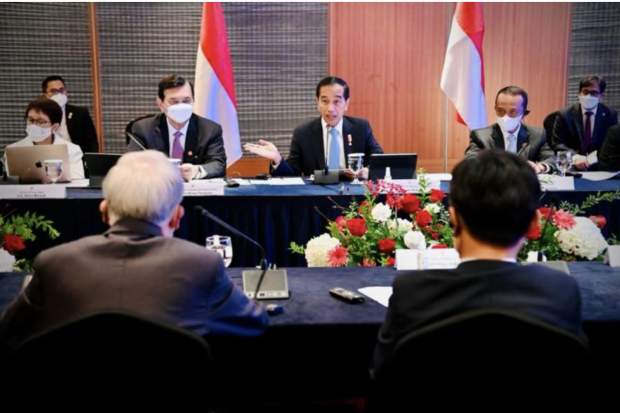 Jokowi dalam pertemuan di Korsel