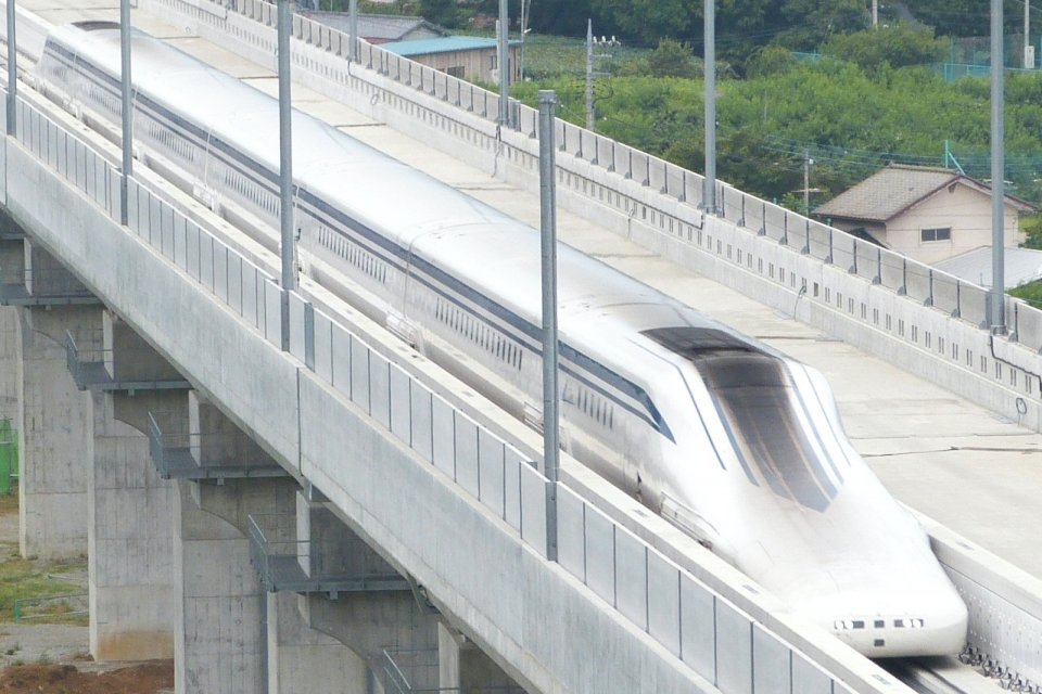 Ilustrasi kereta cepat Shinkansen di Jepang. 
