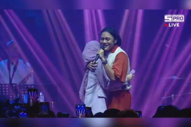 Putri Delina dan Rizky Febian