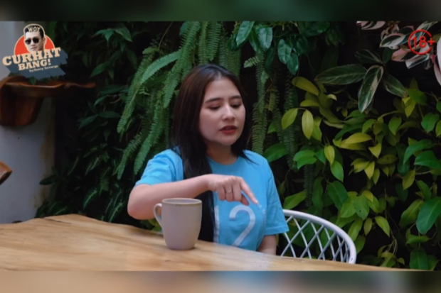 Prilly Latuconsina di Podcast Denny Sumargo