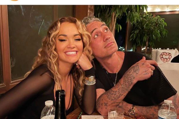 Rita Ora dan Taika Waititi