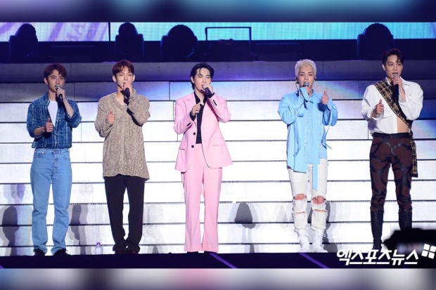 EXO di SMTOWN Live 2022