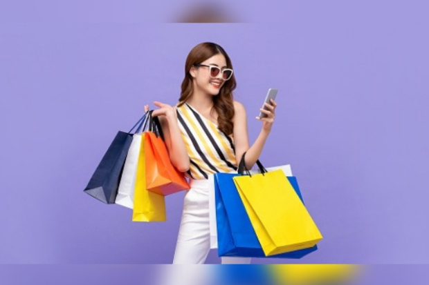 Ilustrasi belanja menggunakan QRIS