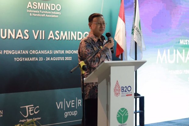 Dedy Rochimat terpilih menjadi Ketua Umum DPP Asmindo dalam Munas VII Asmindo. Di bawah kepemimpinannya, Asmindo akan menyeimbangkan pasar furnitur dalam dan luar negeri.