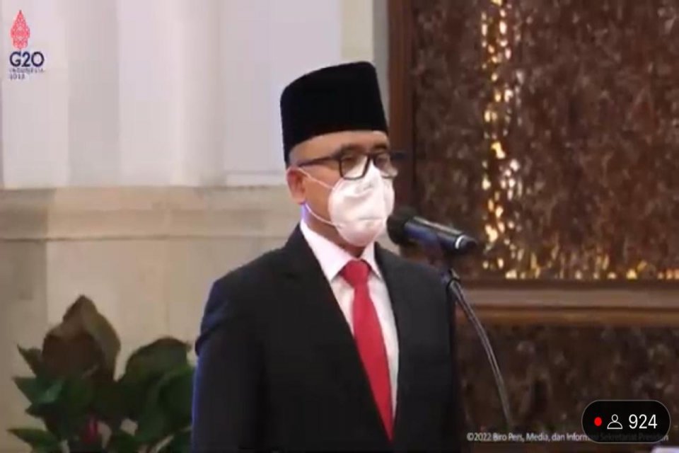 Menpan-RB Abdullah Azwar Anas dilantik Presiden Joko Widodo pada Rabu (7/9) di Istana Negara, Jakarta.. (Foto: Youtube Sekretariat Presiden).