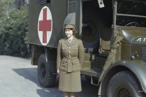 Ratu Elizabeth menjadi mekanik dan sopir truk pada Perang Dunia II.