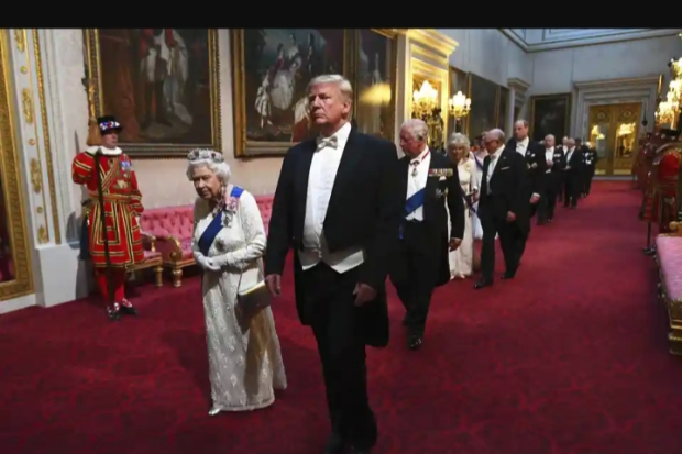 Ratu Elizabeth II dan Presiden Donald Trump