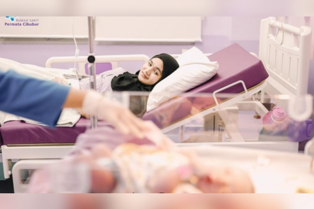 Istri Evan Marvino melahirkan