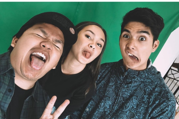 Al Ghazali, Teuku Ryzki dan Caitlin Halderman