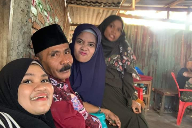 Keluarga Intan Lembata