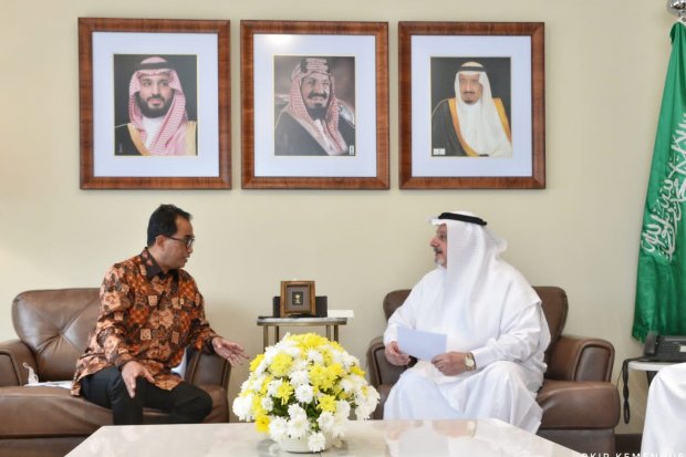Menteri Perhubungan Republik Indonesia Budi Karya Sumadi menemui Duta Besar Arab Saudi untuk Indonesia Syekh Essam bin Abed Al-Thaqafi pada Kamis (29/9/2022).