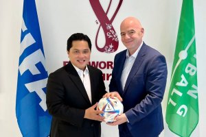Menteri BUMN Erick Thohir bertemu dengan Presiden FIFA, Gianni Infantino