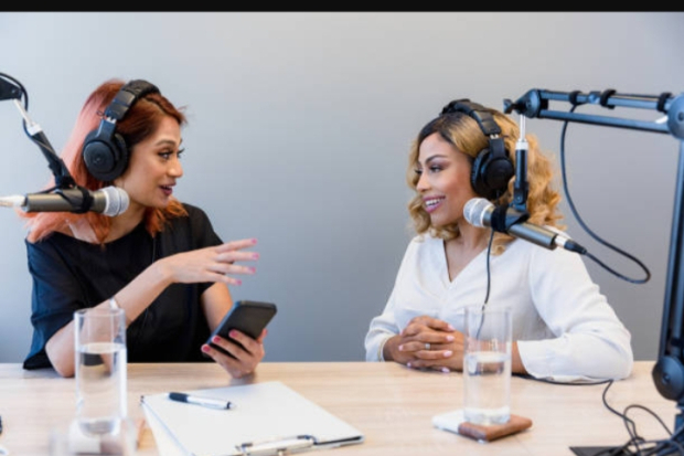 Ilustrasi Podcast