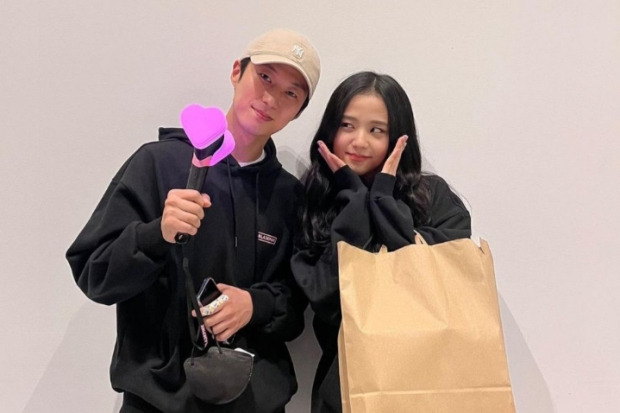 Ahn Dong Goo, Jisoo Blackpink