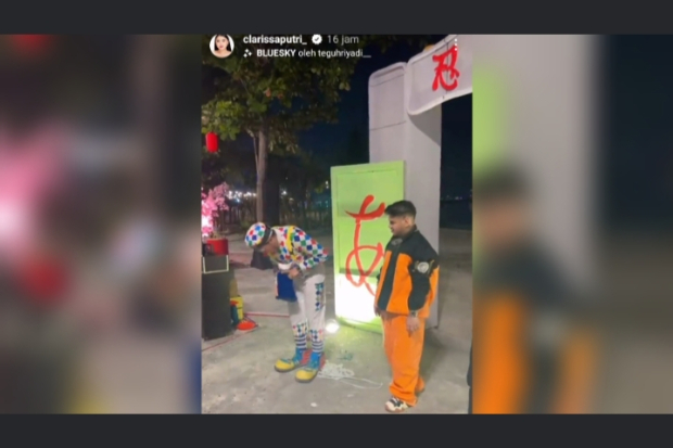 Momen ulang tahun Fadil Jaidi