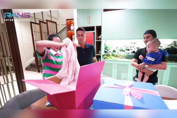 Perayaan Anniversary ke-8 pernikahan Raffi Ahmad dan Nagita Slavina