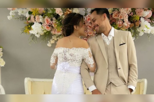 Nyanya Rizky dan Jerry Likumahwa menikah