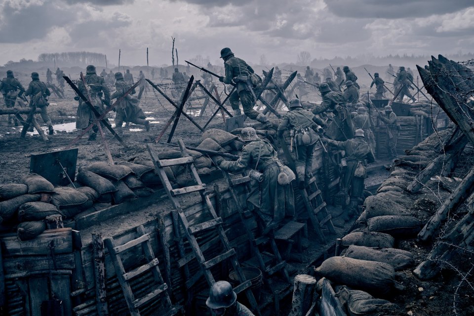 Ilustrasi, adegan dalam film All Quiet on the Western Front (2022), film perang terbaru