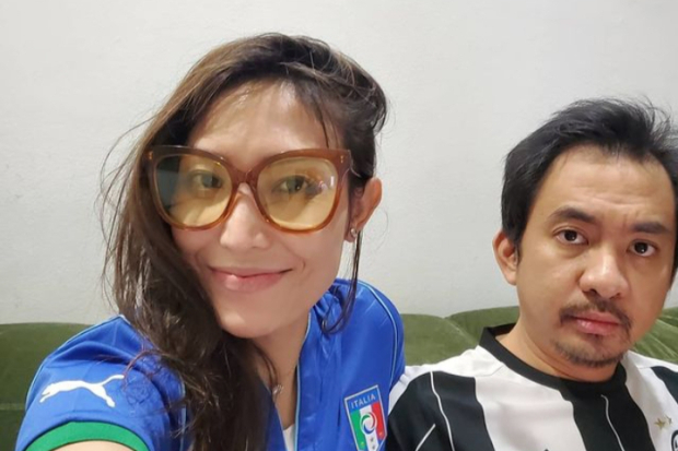 Ayu Dewi, Regi Datau