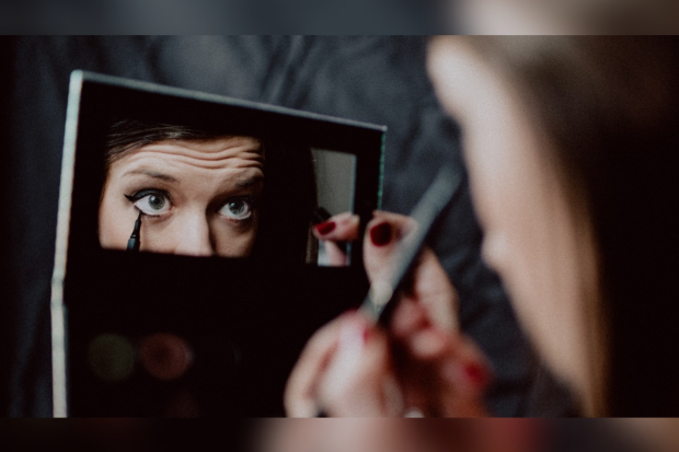 Eye make up untuk mata sensitif