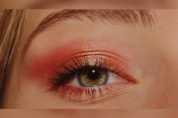 Eye make up untuk mata sensitif