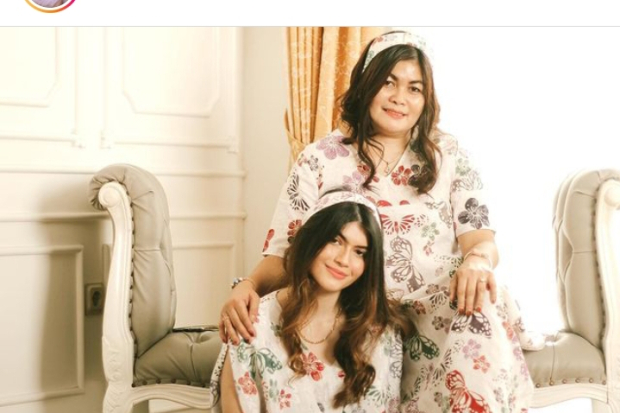 Agatha Valerie dan Ibu